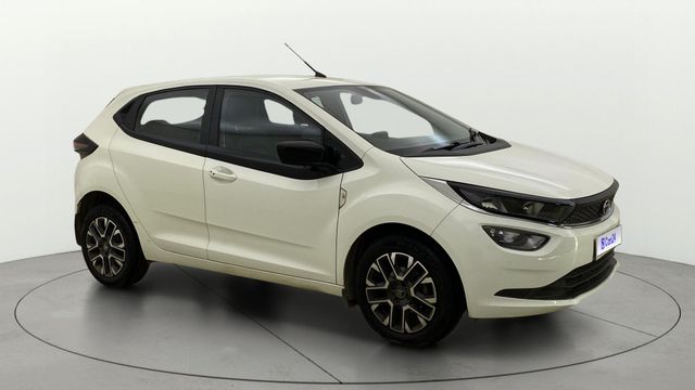 Second-hand 2023 Tata Altroz XT Diesel for sale in Navi Mumbai