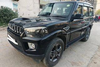 Used Mahindra Scorpio S9 BSIV