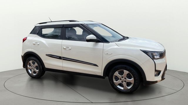 Mahindra XUV300 W6 Diesel Sunroof NT BSVI Second-hand 2023 Mahindra XUV300 W6 Diesel Sunroof NT BSVI for sale in Bangalore