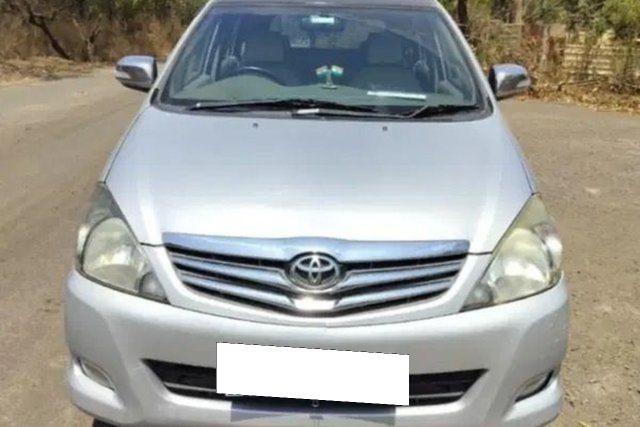 Toyota Innova 2.5 V Diesel 7-seater Second-hand 2011 Toyota Innova 2.5 V Diesel 7-seater for sale in Nashik