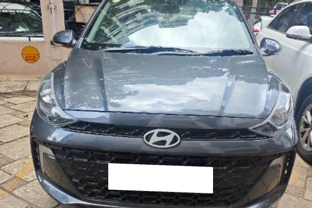 Second-hand 2023 Hyundai Aura SX CNG for sale in Mumbai