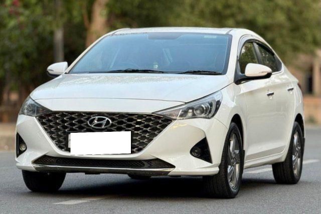 Hyundai Verna SX AT Diesel Second-hand 2022 Hyundai Verna SX AT Diesel for sale in New Delhi
