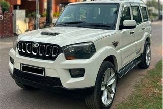 Used Mahindra Scorpio S10 7 Seater 2WD