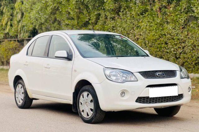 Ford Fiesta Classic 1.6 Duratec CLXI Second-hand 2014 Ford Fiesta Classic 1.6 Duratec CLXI for sale in Dausa