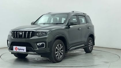 2024 Mahindra Scorpio N Z8T AT