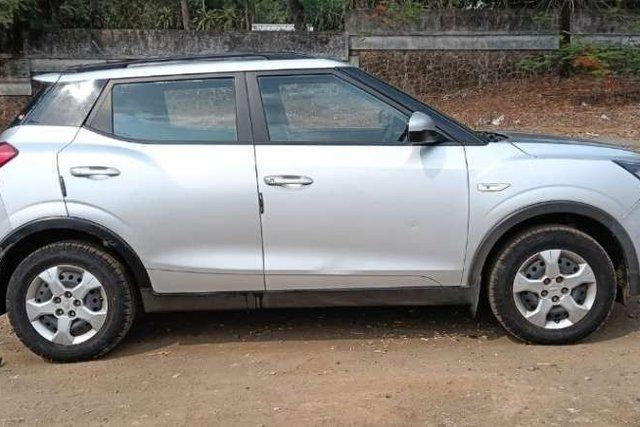 Second-hand 2020 Mahindra XUV500 W11 FWD Diesel for sale in Nashik