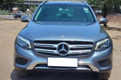 Used 220d 4MATIC