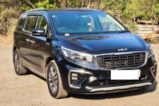 Used Kia Carnival Limousine