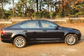 Used Elegance 1.8 TSI AT