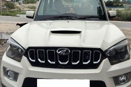 25 Used Mahindra Scorpio