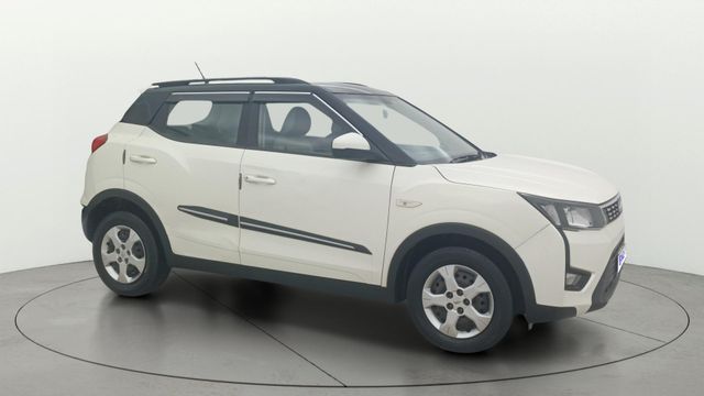 Mahindra XUV300 W6 BSVI Second-hand 2021 Mahindra XUV300 W6 BSVI for sale in Bangalore