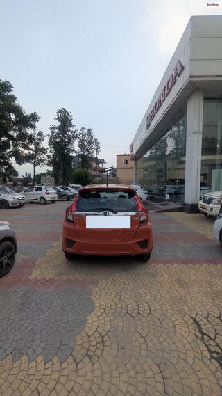 1 Used Honda Jazz in Mandi