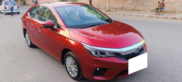 Second-hand 2020 Honda City V MT for sale in New Delhi