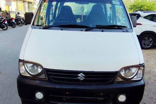 Maruti Suzuki Eeco CNG 5 Seater AC BSIV Second-hand 2018 Maruti Suzuki Eeco CNG 5 Seater AC BSIV for sale in Surat