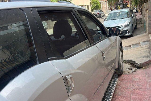 Mahindra XUV500 W6 1.99 mHawk Second-hand 2017 Mahindra XUV500 W6 1.99 mHawk for sale in Faridabad