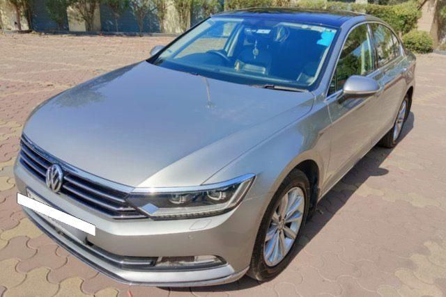 Volkswagen Passat 2.0 TDI AT Highline Second-hand 2018 Volkswagen Passat 2.0 TDI AT Highline for sale in Ahmedabad