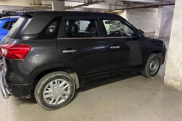 Second-hand 2021 Maruti Suzuki Vitara Brezza LXI for sale in Ghaziabad