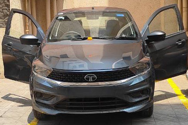 Tata Tiago XE Second-hand 2024 Tata Tiago XE for sale in Thane