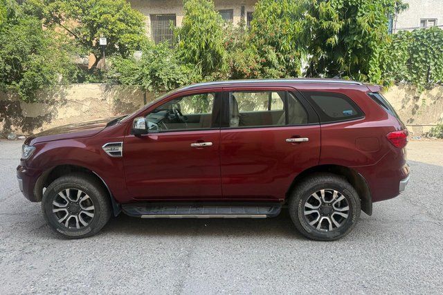 Ford Endeavour Titanium Plus 4X2 Second-hand 2019 Ford Endeavour Titanium Plus 4X2 for sale in New Delhi