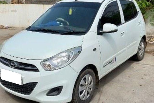 Hyundai i10 Sportz Second-hand 2013 Hyundai i10 Sportz for sale in Kheda