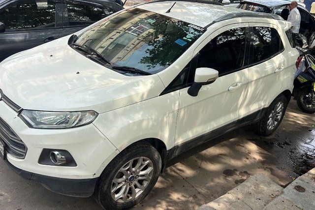 Ford Ecosport 1.0 Ecoboost Titanium Second-hand 2015 Ford Ecosport 1.0 Ecoboost Titanium for sale in New Delhi