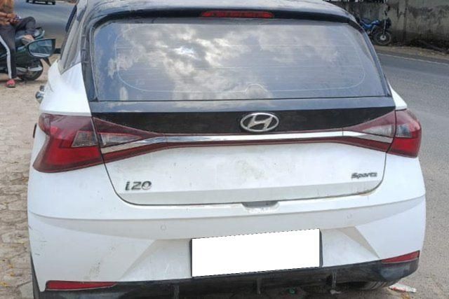 Hyundai i20 Sportz DT Second-hand 2023 Hyundai i20 Sportz DT for sale in Anand