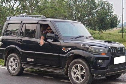 6 Used Mahindra Scorpio