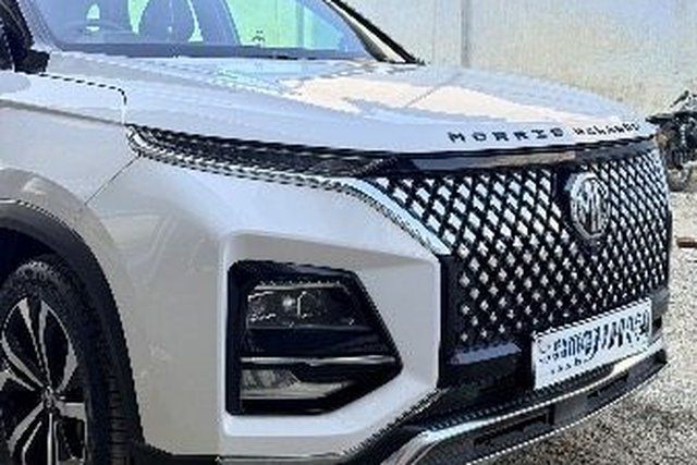 MG Hector Plus Sharp Diesel MT Second-hand 2023 MG Hector Plus Sharp Diesel MT for sale in Osmanabad