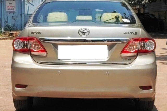 Second-hand 2013 Toyota Corolla Altis G for sale in Mira Road