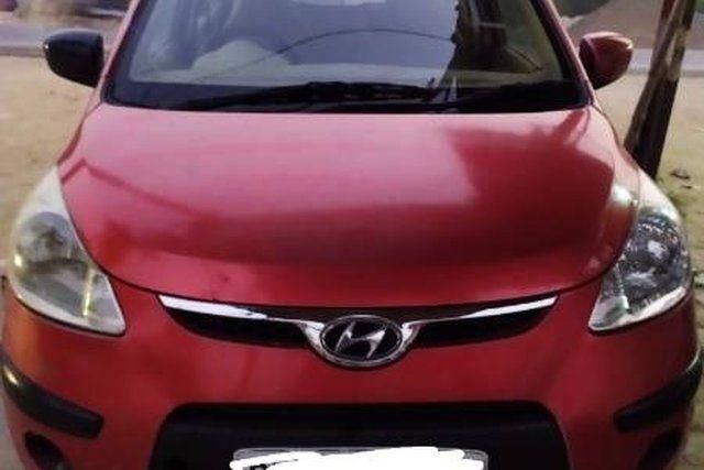 Hyundai i10 Magna 1.2 Second-hand 2010 Hyundai i10 Magna 1.2 for sale in Aligarh