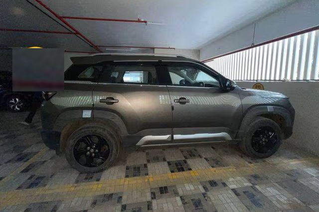 Second-hand 2023 Maruti Suzuki Brezza Zxi CNG for sale in Mumbai