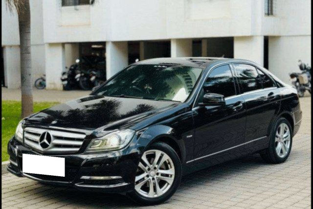 Second-hand 2014 Mercedes-Benz C-Class 220 CDI AT for sale in Nashik