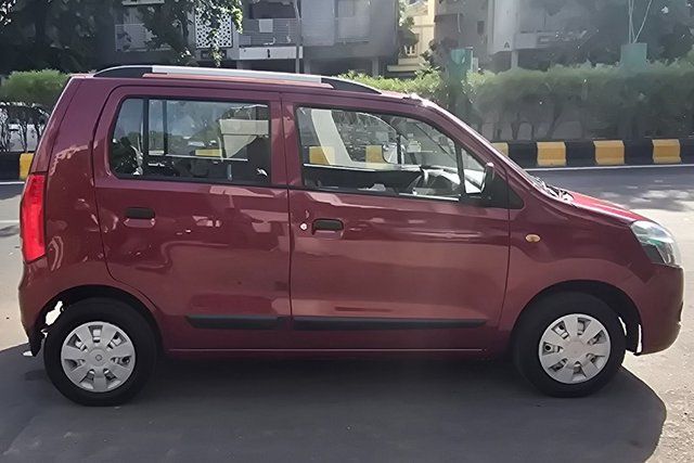 Second-hand 2012 Maruti Suzuki Wagon R LXI CNG for sale in Ahmedabad