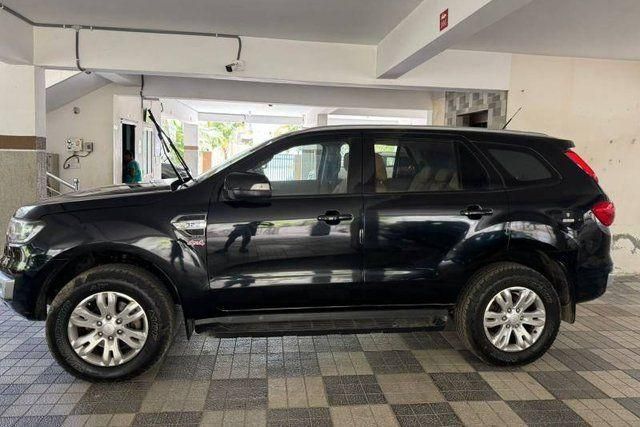 Ford Endeavour 3.2 Trend AT 4X4 Second-hand 2016 Ford Endeavour 3.2 Trend AT 4X4 for sale in Secunderabad