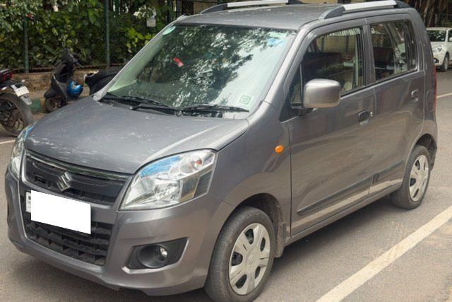 Second-hand 2017 Maruti Suzuki Wagon R AMT VXI for sale in Bangalore