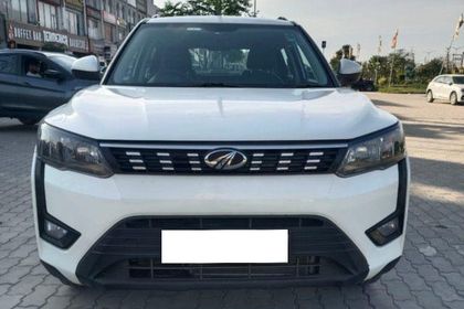 Used W6 AMT Sunroof BSVI
