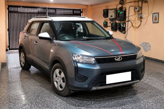 Second-hand 2019 Mahindra XUV300 W6 BSIV for sale in New Delhi