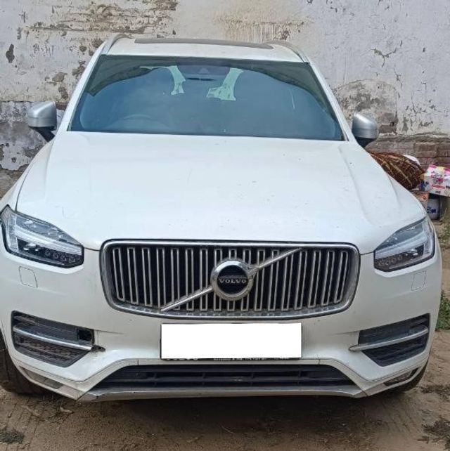 Second-hand 2018 Volvo XC90 D5 Inscription BSIV for sale in New Delhi