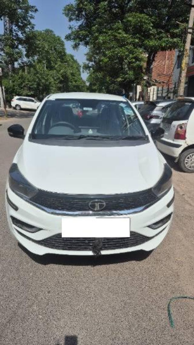 Tata Tiago XZA AMT CNG Second-hand 2026 Tata Tiago XZA AMT CNG for sale in New Delhi