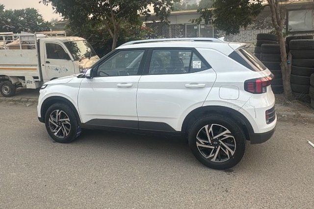 Hyundai Venue S Plus Diesel Second-hand 2024 Hyundai Venue S Plus Diesel for sale in Batala