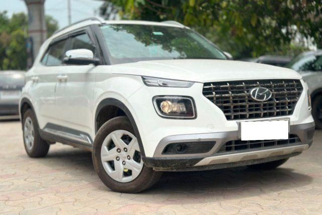 Hyundai Venue S Plus Second-hand 2021 Hyundai Venue S Plus for sale in Lucknow