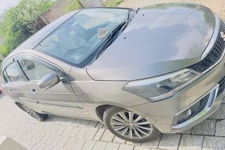 2 Used Maruti Ciaz in Gandhidham