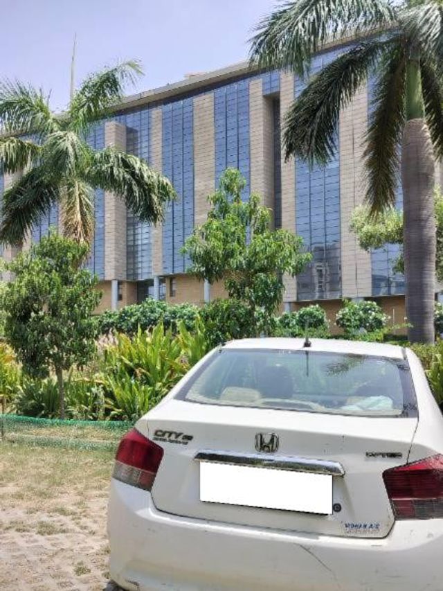 Second-hand 2011 Honda City 1.5 V AT for sale in New Delhi