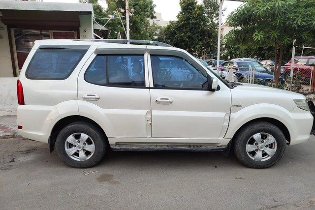 Second-hand 2012 Tata Safari Dicor VX 4X2 for sale in Ahmedabad