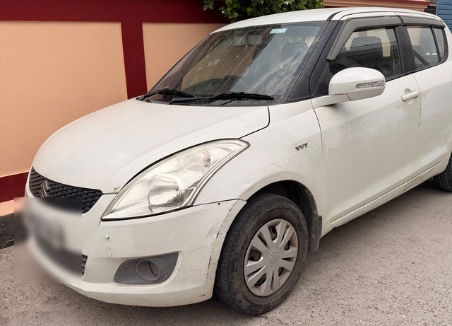 Second-hand 2013 Maruti Suzuki Swift VXI for sale in Dehradun