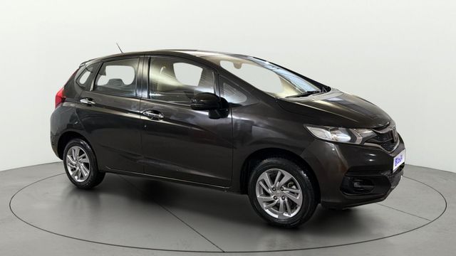 Second-hand 2022 Honda Jazz VX CVT for sale in New Delhi
