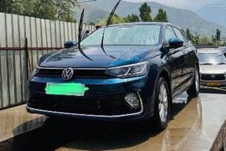 Used Volkswagen Virtus Highline AT