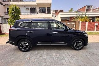 Used Kia Carens Luxury Plus Diesel AT 6 STR BSVI