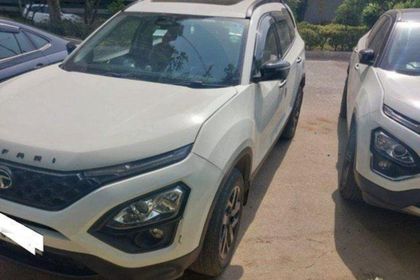 Used XZA Plus (O) Adventure Edition AT