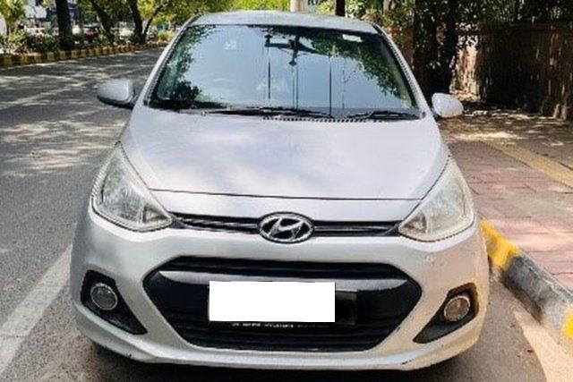 Second-hand 2015 Hyundai Grand i10 Magna for sale in New Delhi